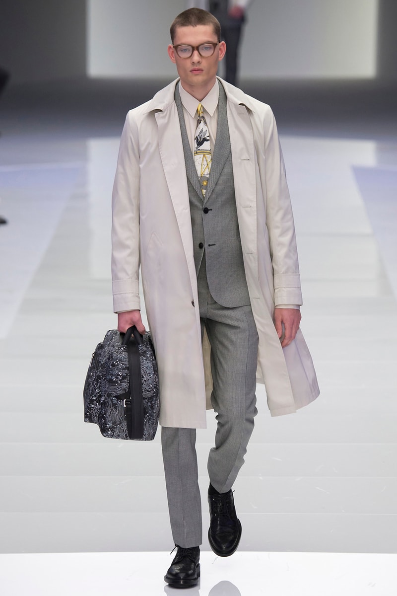 Versace 2016 Fall Winter Menswear Collection