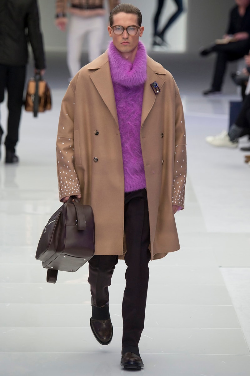 Versace 2016 Fall Winter Menswear Collection