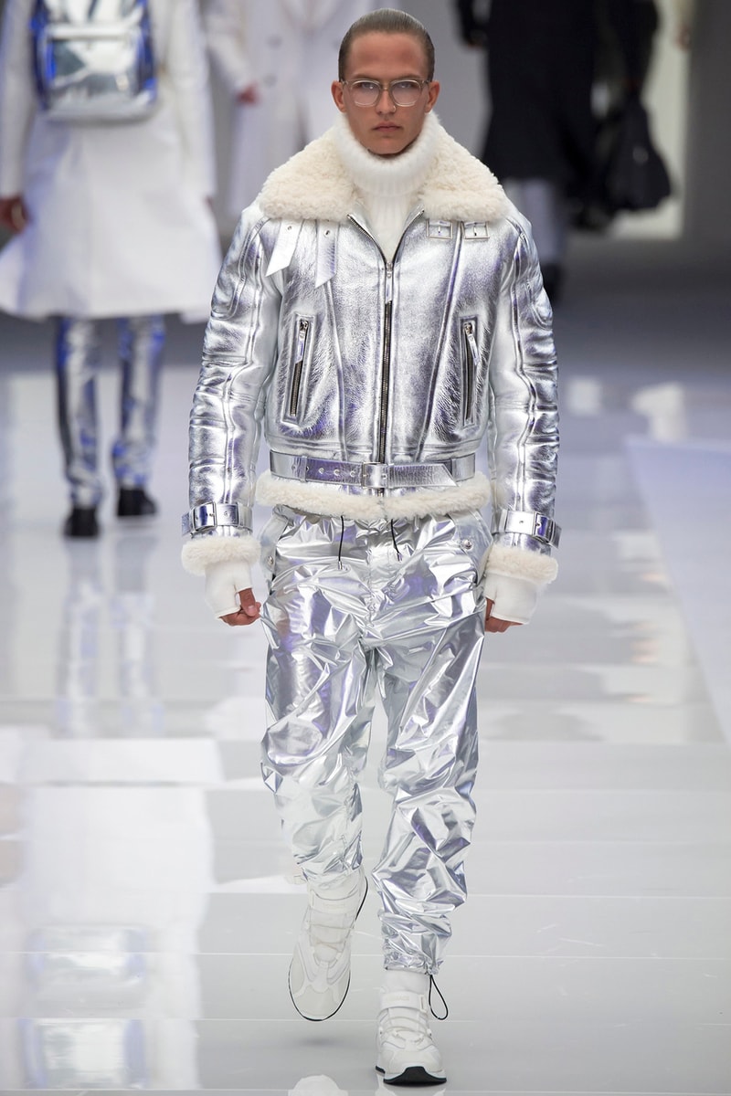 Versace 2016 Fall Winter Menswear Collection