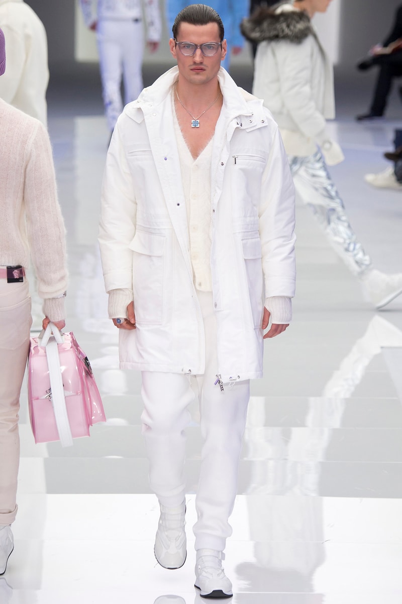 Versace 2016 Fall Winter Menswear Collection
