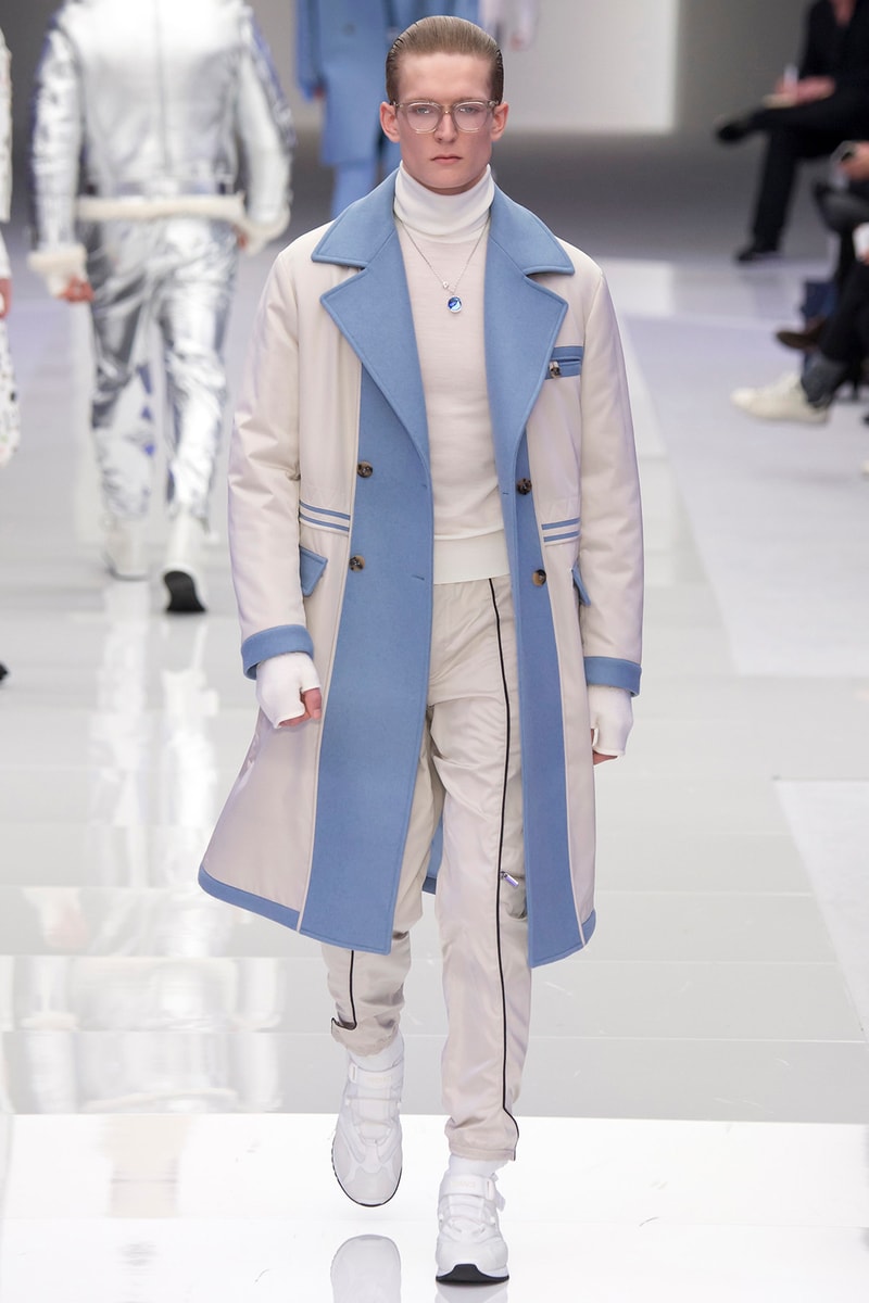 Versace 2016 Fall Winter Menswear Collection