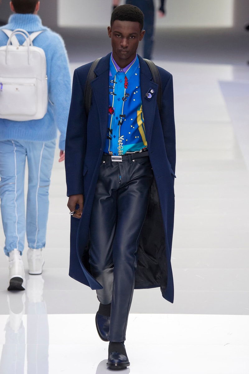 Versace 2016 Fall Winter Menswear Collection