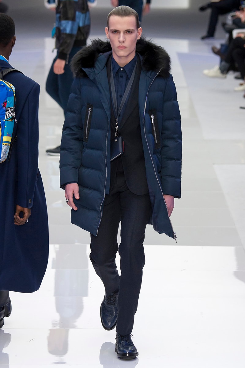 Versace 2016 Fall Winter Menswear Collection