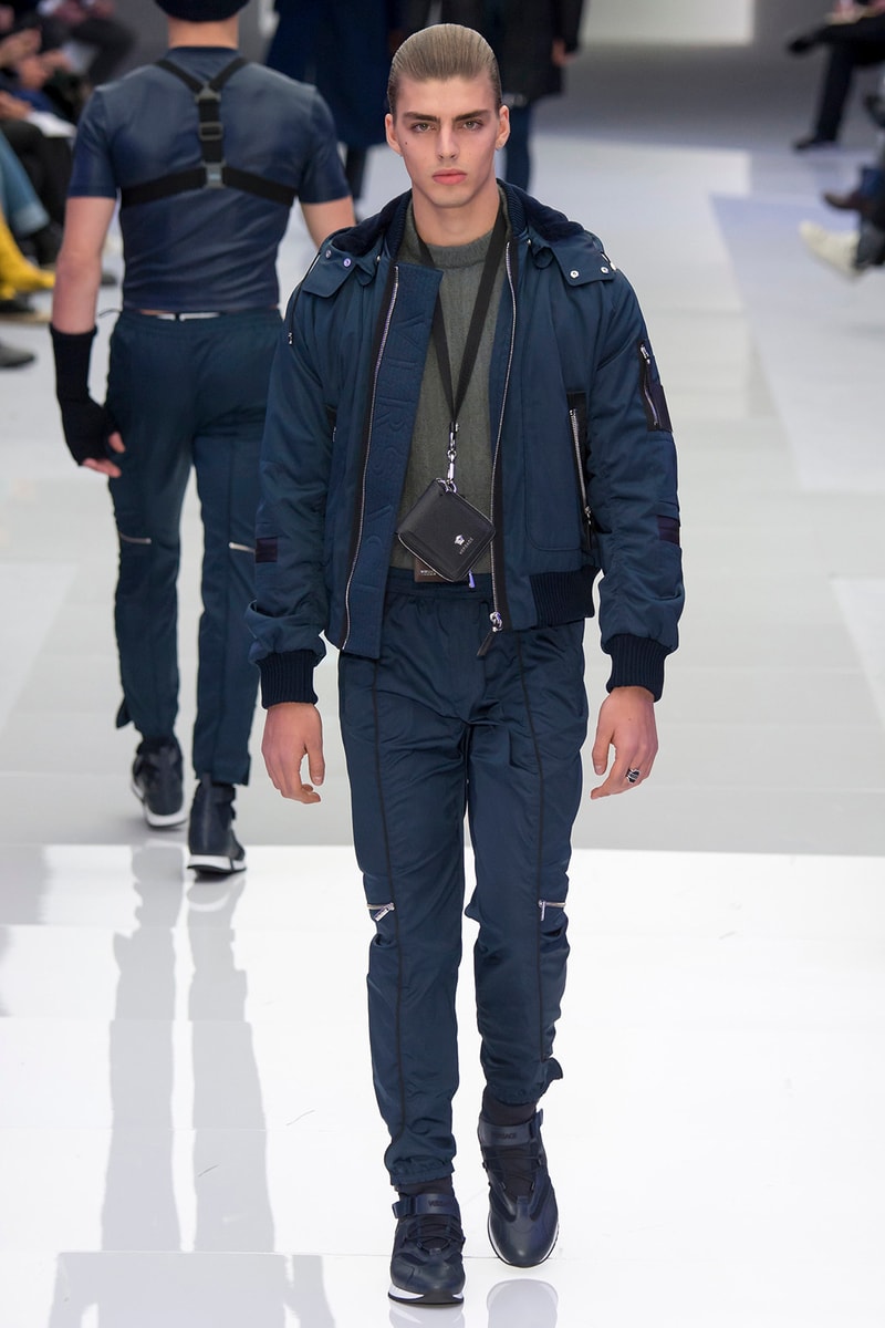 Versace 2016 Fall Winter Menswear Collection