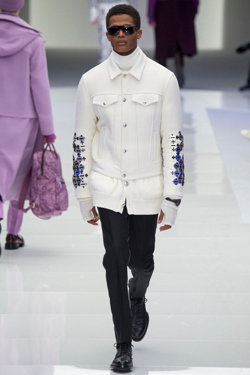 Versace 2016 Fall Winter Menswear Collection