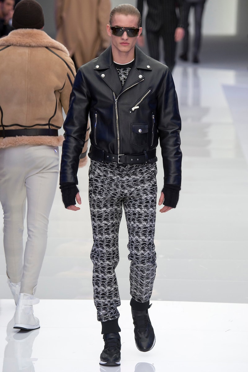 Versace 2016 Fall Winter Menswear Collection