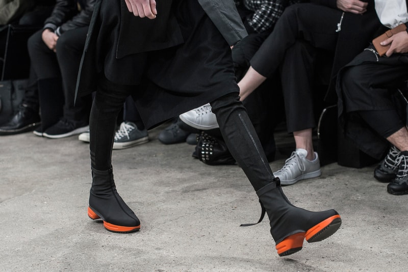 Y-3 FW16 Collection Front Row Look