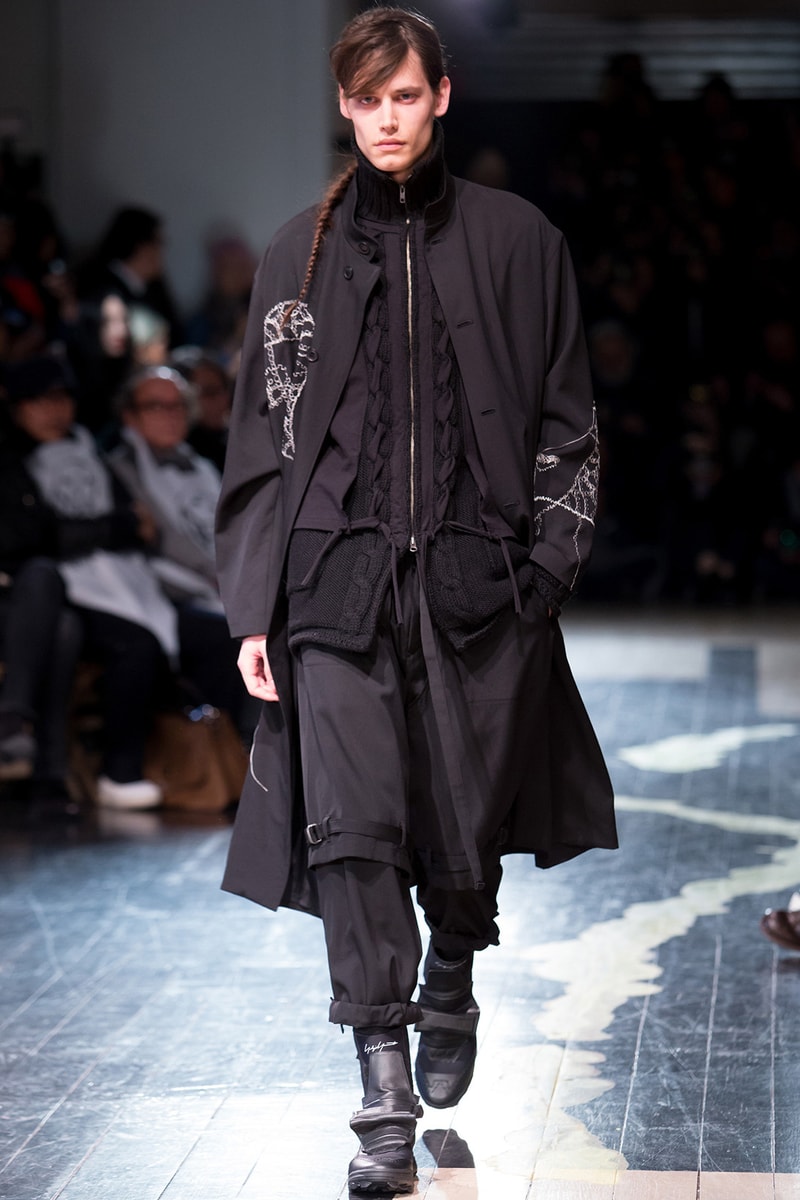 Yohji Yamamoto 2016 Fall Winter Collection