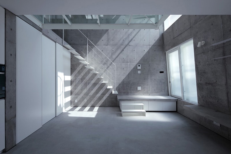 Monolithic Tokyo Home by ALX Junichi Sampei Maximizes City Space 