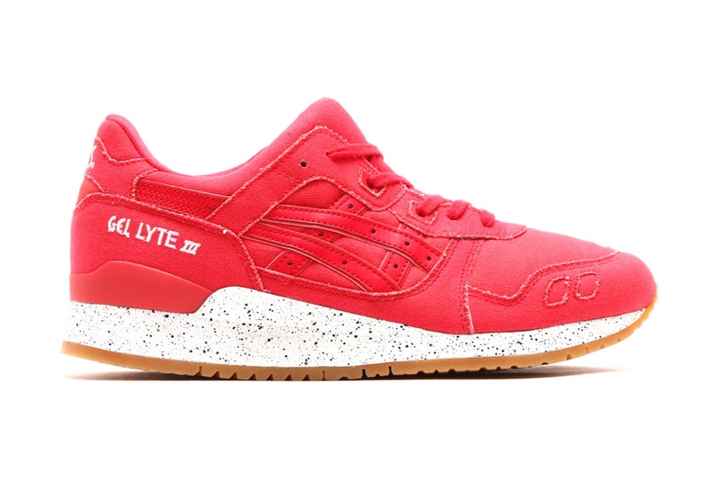 ASICS GEL Lyte III Canvas in Black and Red