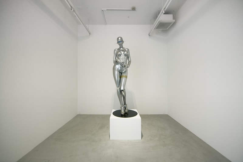 Sexy Robot by Hajime Sorayama Gets New Additions at NANZUKA