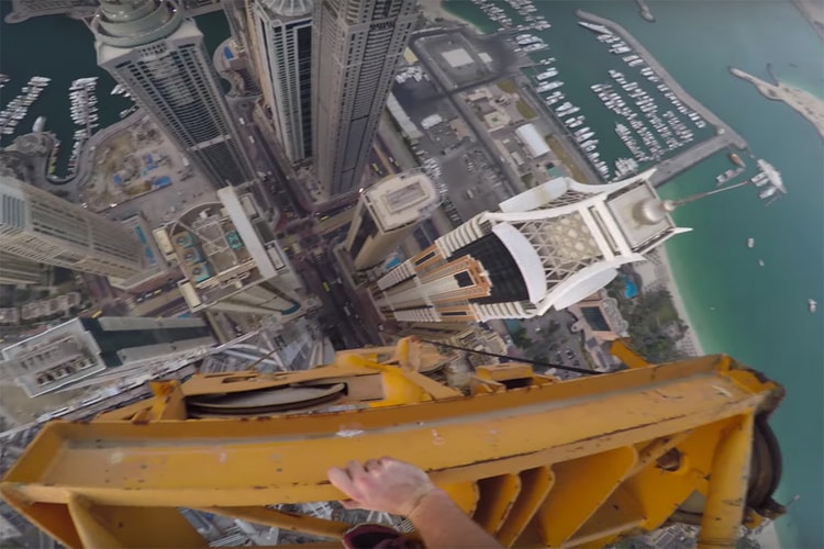 Watch This Guy Free-Climb the World's Tallest Residential Building in Dubai