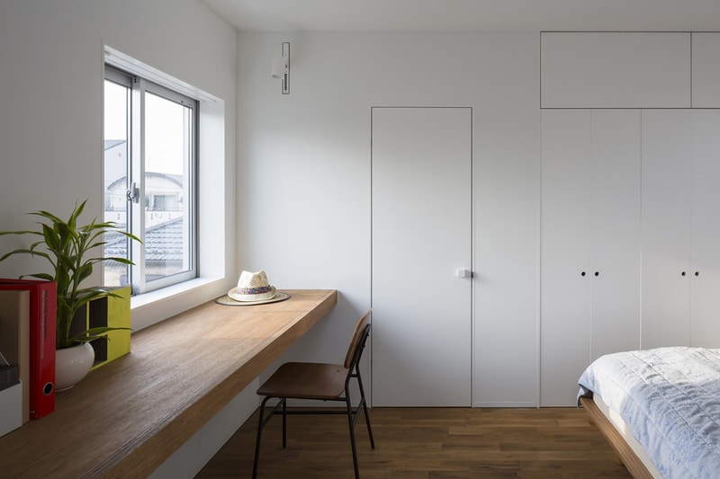 Little House With a Big Terrace by Takuro Yamamoto