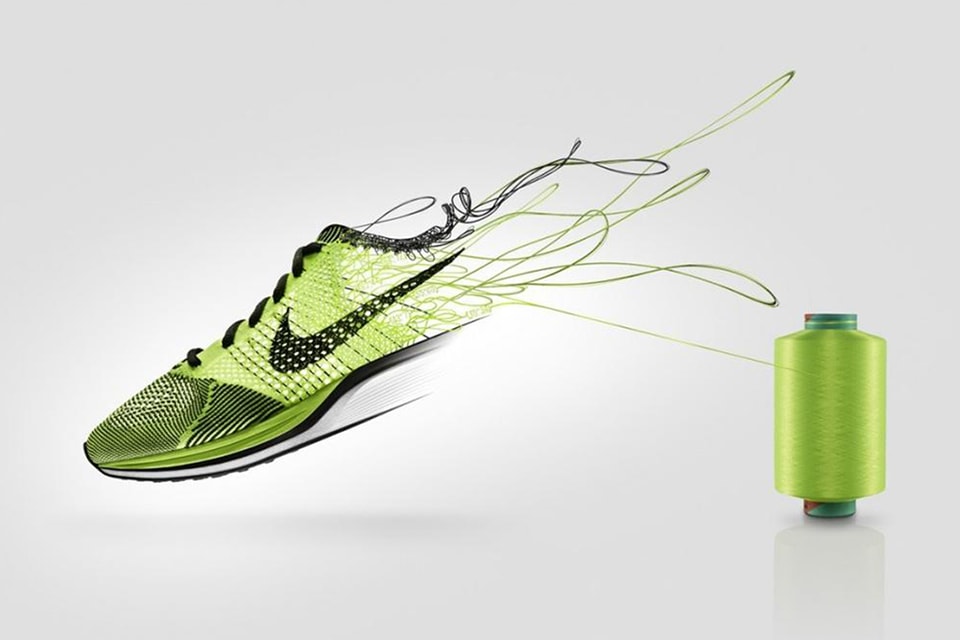 Материалы найк. Nike Flyknit материал. Flyknit Innovation Nike. Adidas Prime Green кроссовки. Nike Flyknit реклама кроссовок.