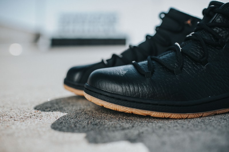 Jordan Galaxy Black/Gum Sneaker