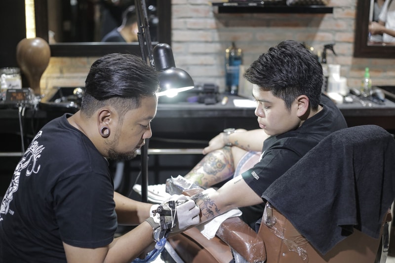 Edwin Watch Teams up With Felipe and Sons in Manila