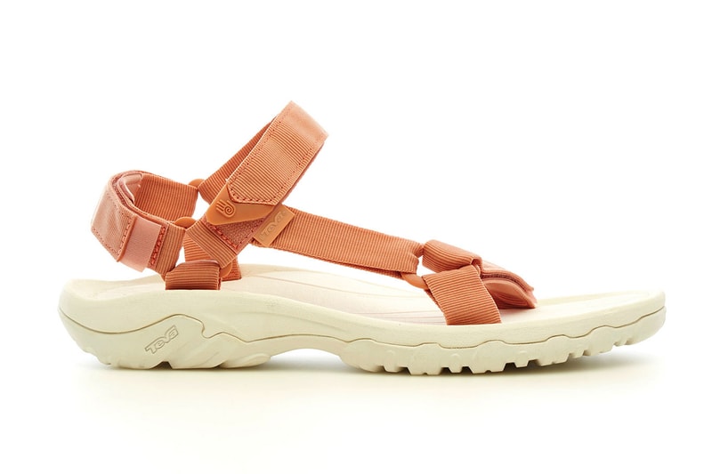GANRYU x COMME des GARÇONS "Salmon" Teva Sandals
