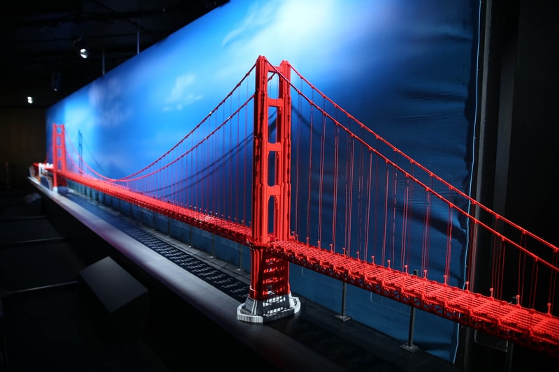 Master Lego Builder Builds Amazing Structures With Lego