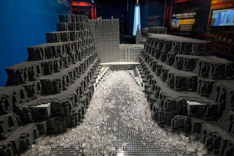 Master Lego Builder Builds Amazing Structures With Lego