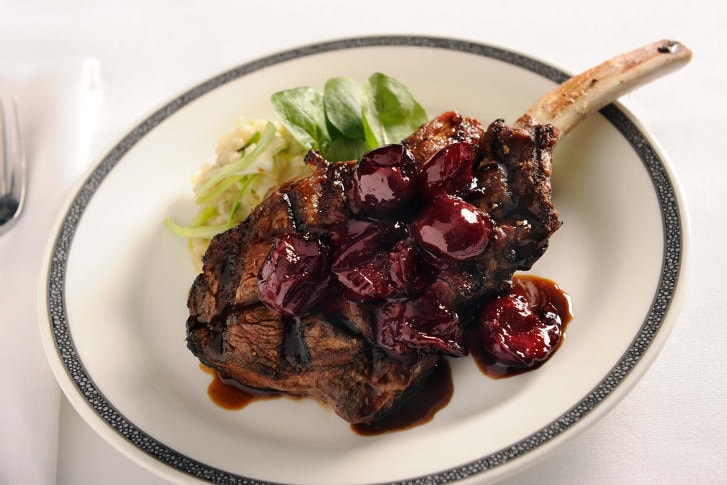 The Most Lavish Airplane Meals