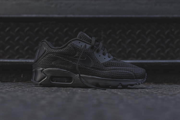 Nike's Air Max 90 BR Silhouette Gets Covered in "Triple Navy" and "Triple Black"