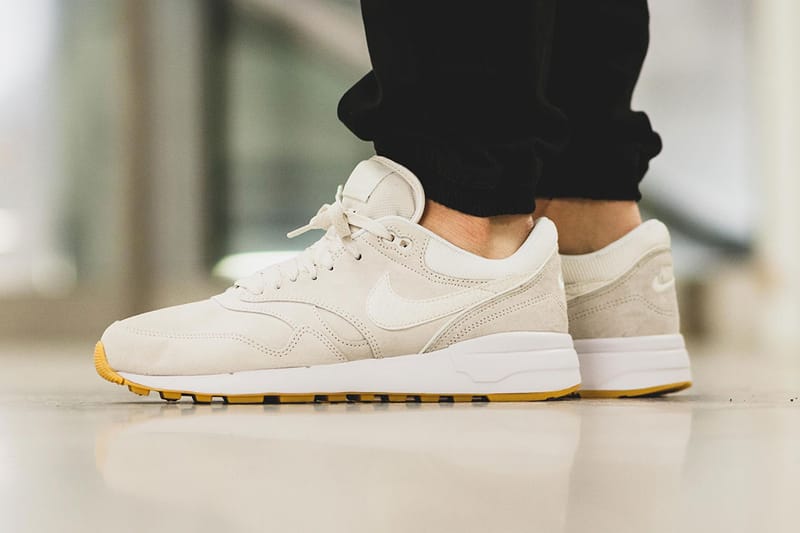 Nike's Air Odyssey Prm "Phantom" Is a Clean Rework of an OG Classic