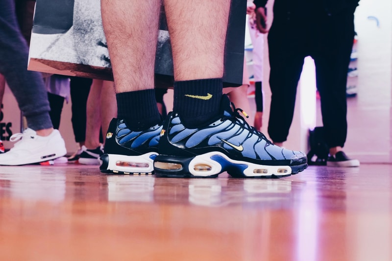 On Feet Look at Sydney Air Max Lab