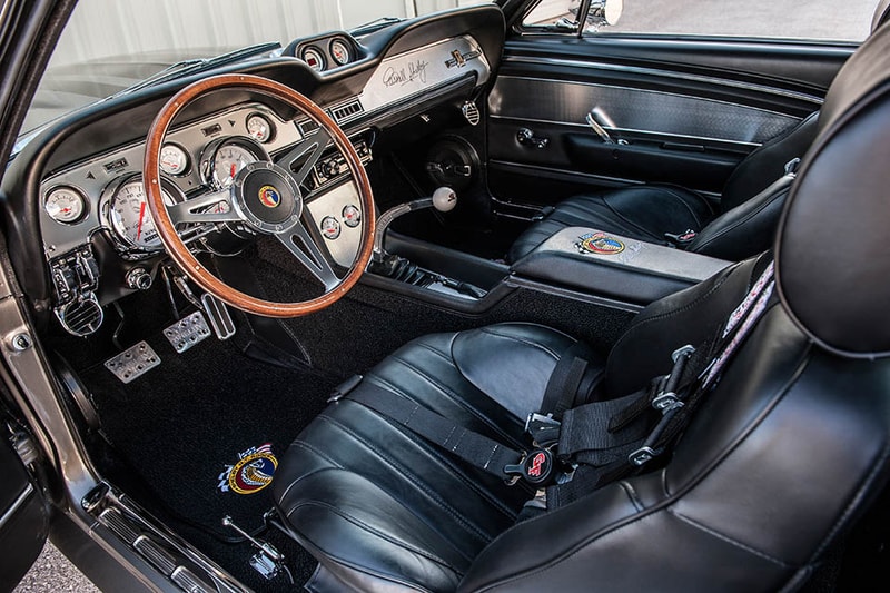Classic Recreation Shelby GT500CR Mustang
