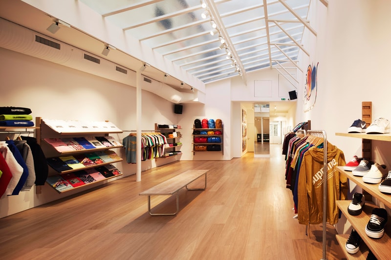 Supreme Paris Store Images
