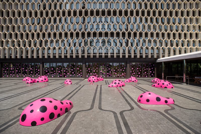 Yayoi Kusama Debuts &quot;Footprints of Life&quot; in Hawaii