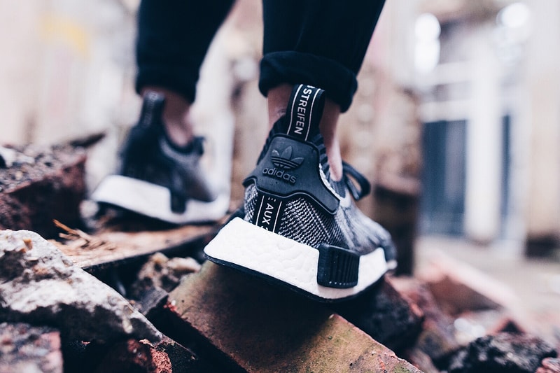 adidas versus Nike for Q1 2016 Earnings