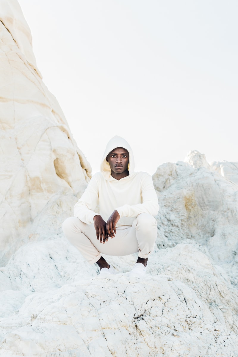Arte Antwerp Plunges Into a Sea of Tranquility for 2016 Spring/Summer