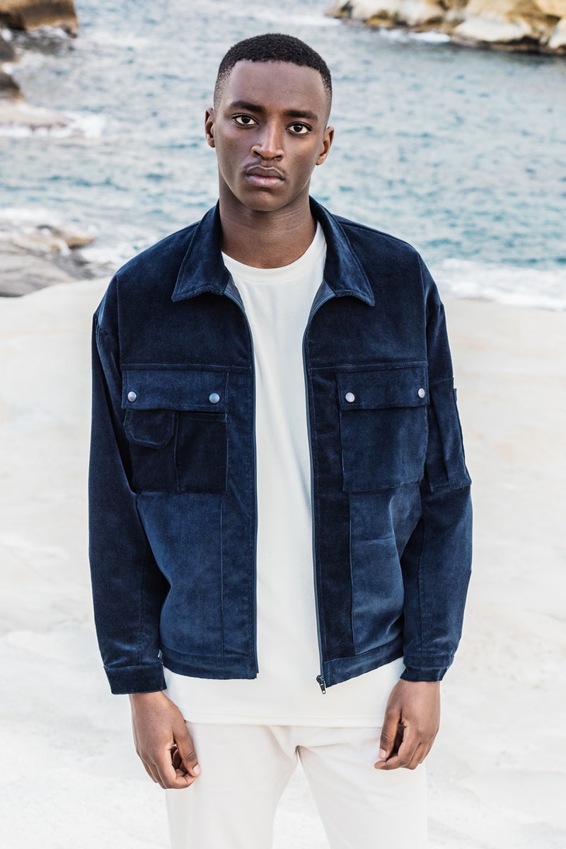 Arte Antwerp Plunges Into a Sea of Tranquility for 2016 Spring/Summer