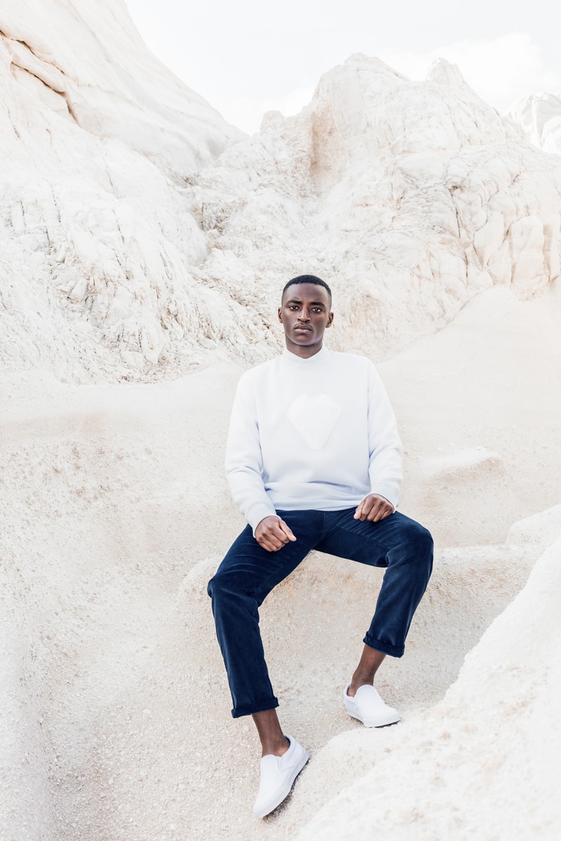 Arte Antwerp Plunges Into a Sea of Tranquility for 2016 Spring/Summer