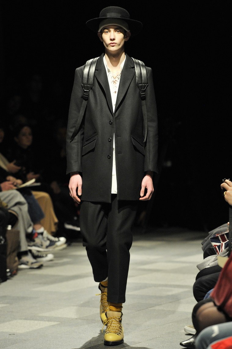 DISCOVERED 2016 Fall Winter Collection at Tokyo Fashion Week 