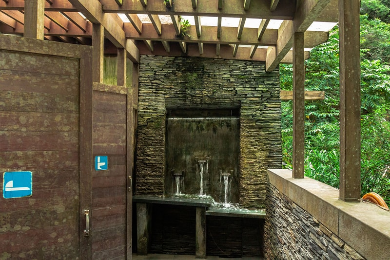 Lonely Planet Releases a Toilet Guide Book