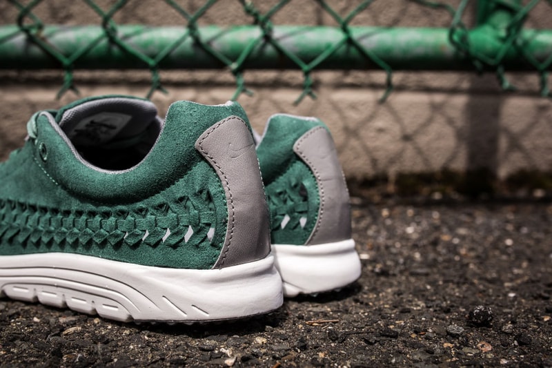 Nike Mayfly Woven Jade Glaze Sneaker