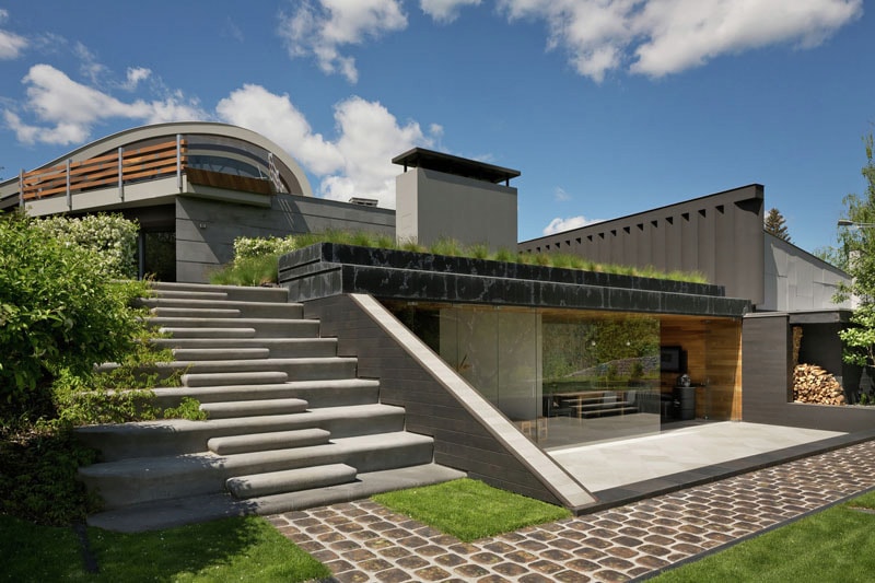 A Look at SBM Studio's Green Residence in Ukraine