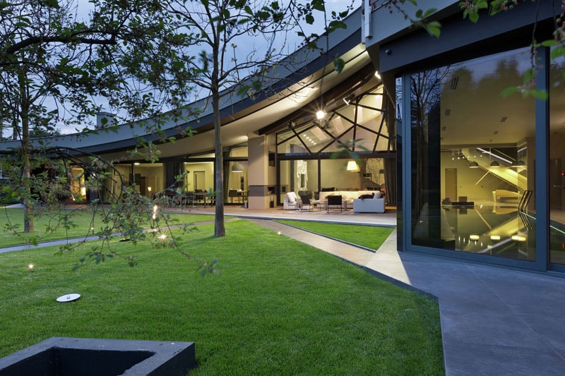 A Look at SBM Studio's Green Residence in Ukraine