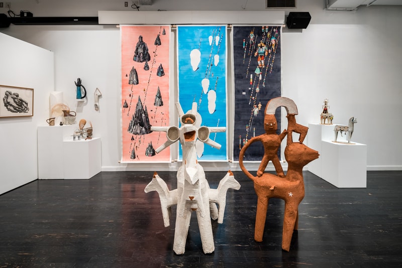 Silent Wonderment: Exploring the World of Giant Robot 
