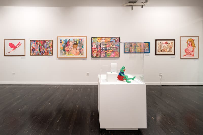 Silent Wonderment: Exploring the World of Giant Robot