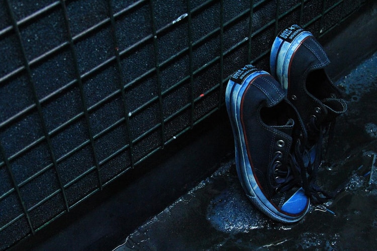 Tenue de Nîmes Hand-Dyed 100 Pairs of Chucks