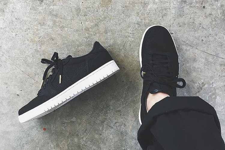 Air Jordan 1 Low "Swooshless"