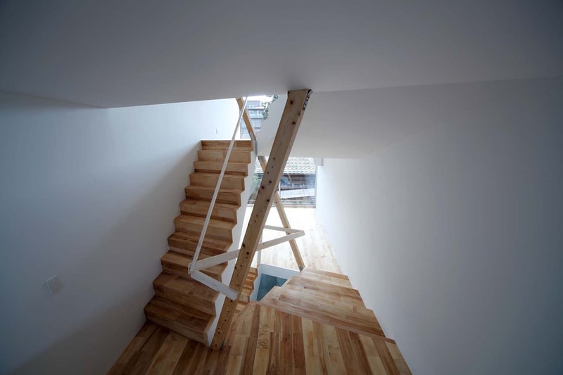 Kyoto Townhouse by Alphaville Architects