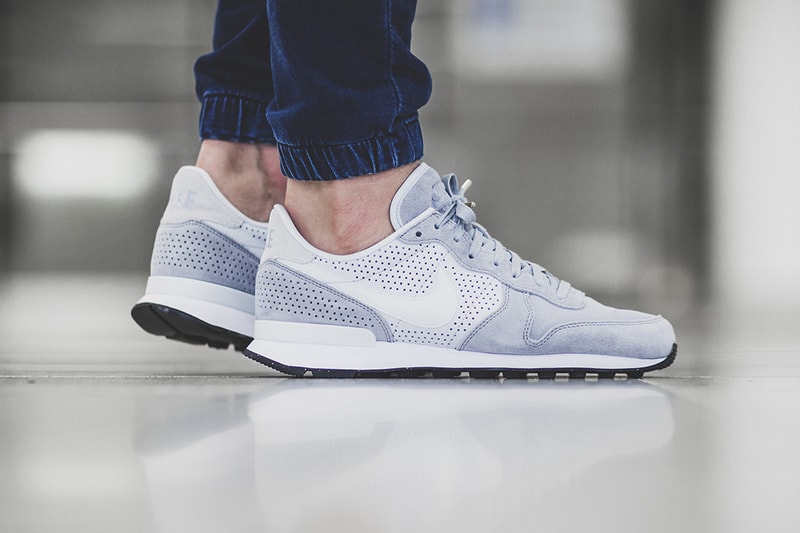 Nike Internationalist LX Wolf Grey Sneaker