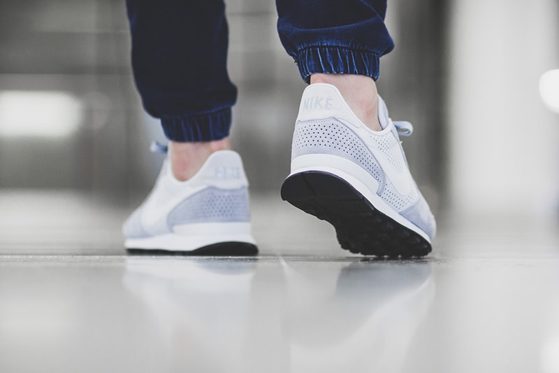 Nike Internationalist LX Wolf Grey Sneaker