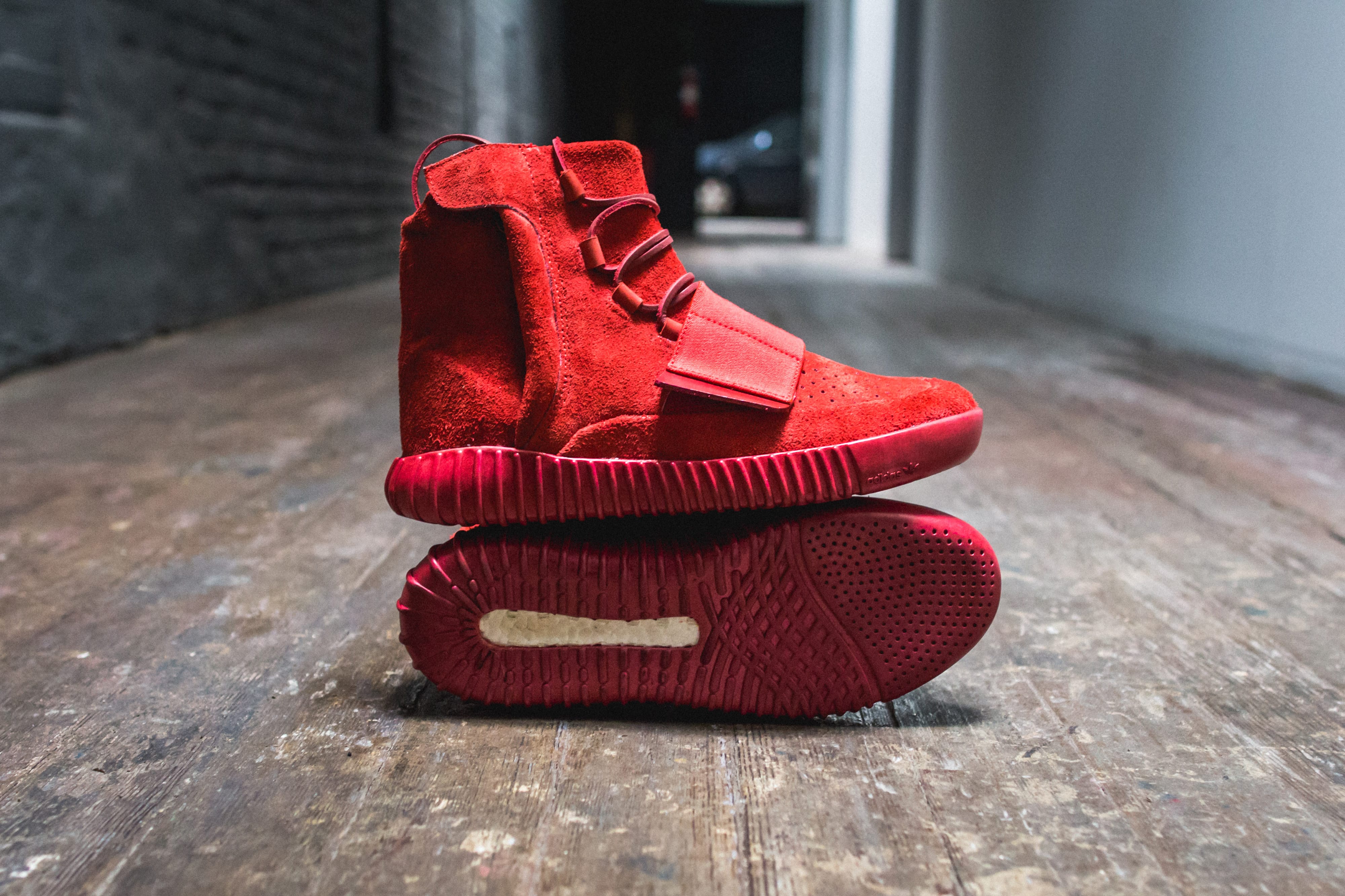 yeezy 75 red