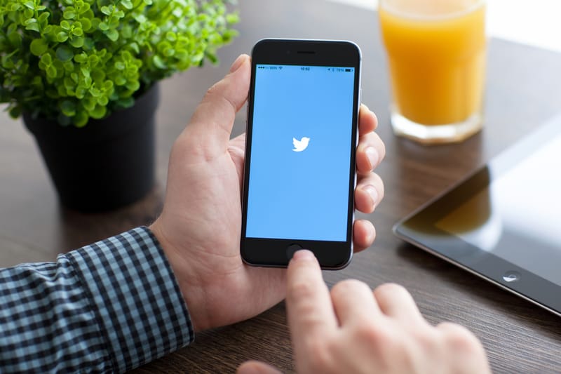 Twitter Will Soon Stop Counting Links & Images Toward a Tweet's 140-Character Limit