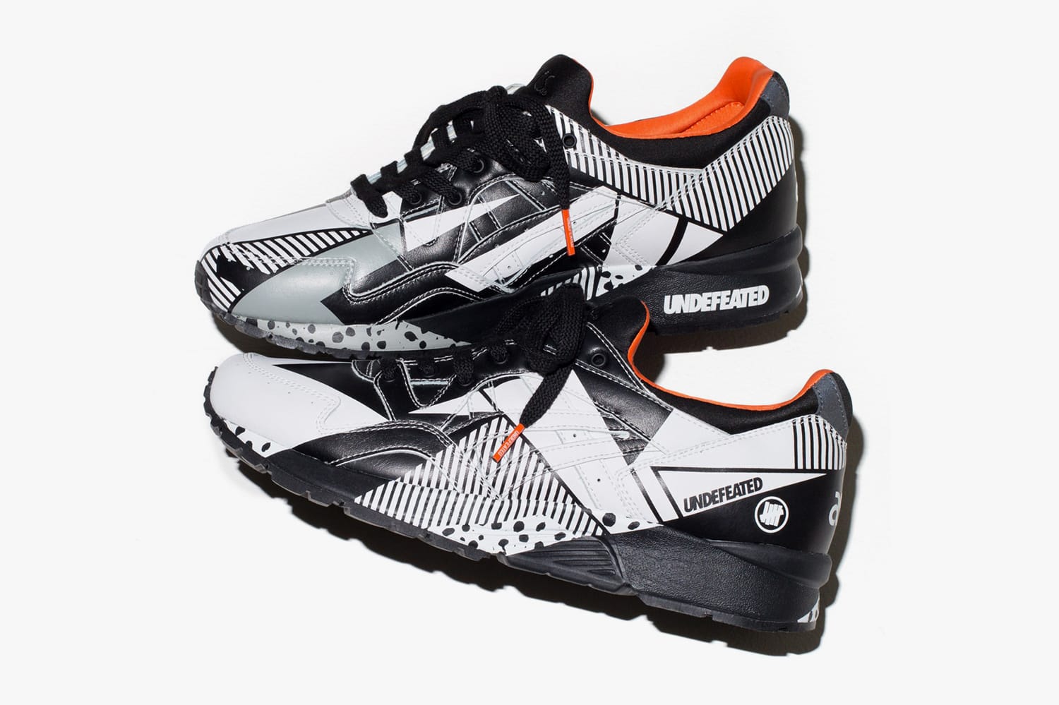 Undefeated ASICS GEL Lyte V in DISARRAY 