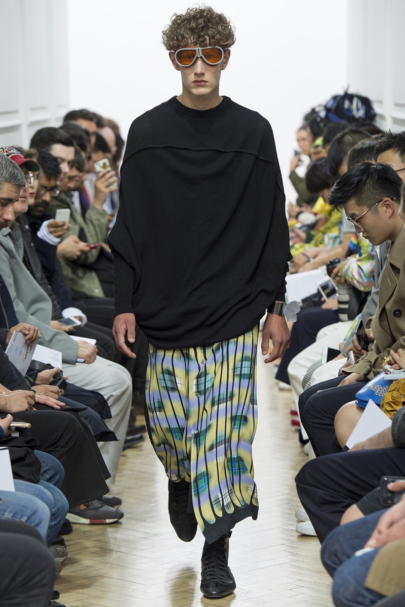 J. W. Anderson Spring Summer 2017 Menswear Collection